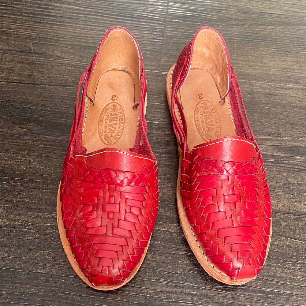 Silva huaraches Red Woven Flats  size 3/US 5.5 made in Mexico NEW